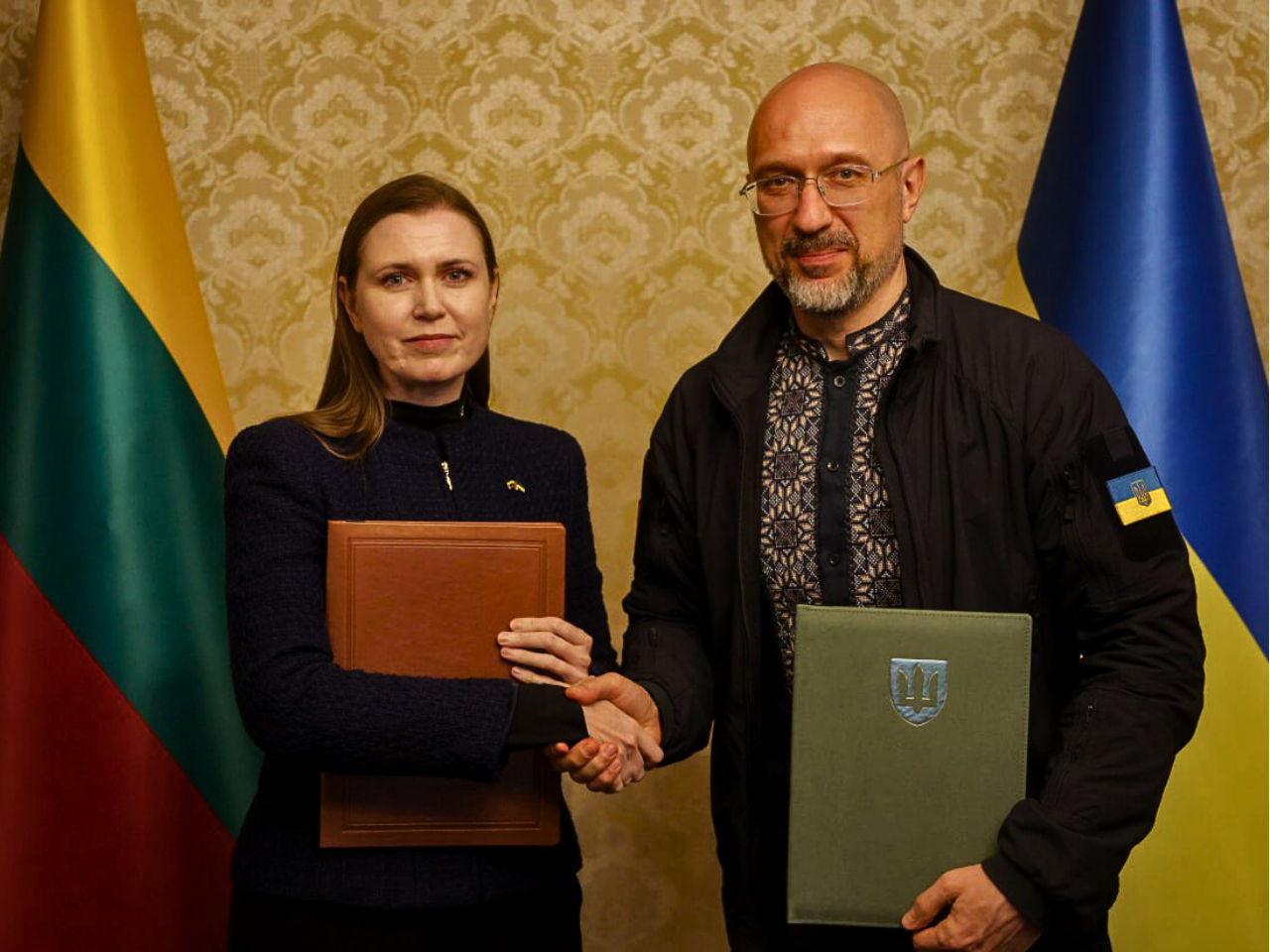 Graph source: @WBG_Poverty on X (platform)